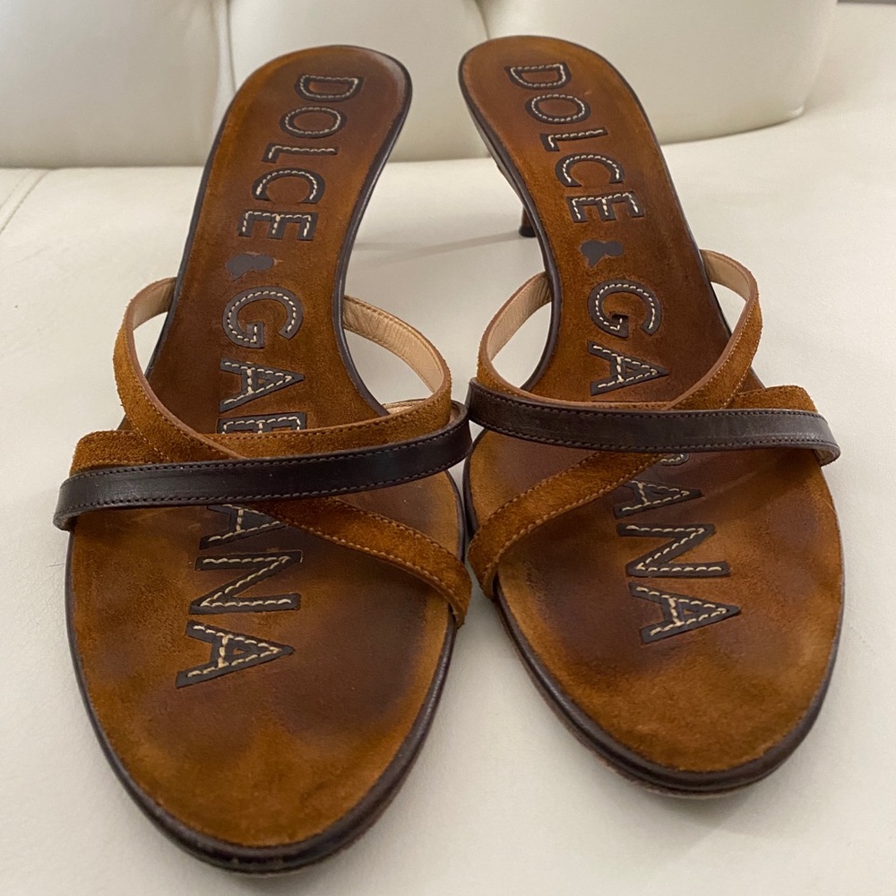 Dolce And Gabbana Slides. Size 39. Preowned.